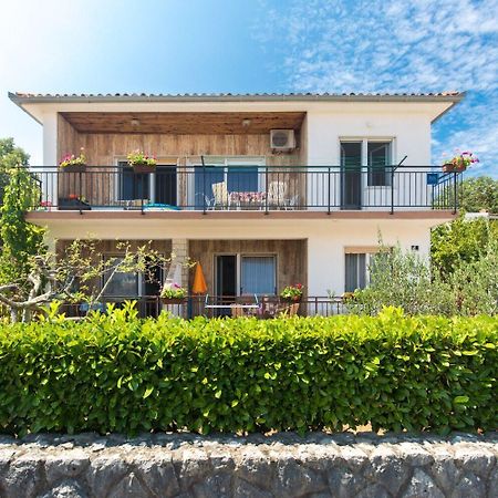 Apartments Kate - 100 M From Beach Malinska Exterior foto